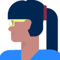 seitliches Portrait einer Person mit Brille